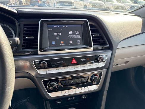 Used 2018 Hyundai Sonata SE image 20
