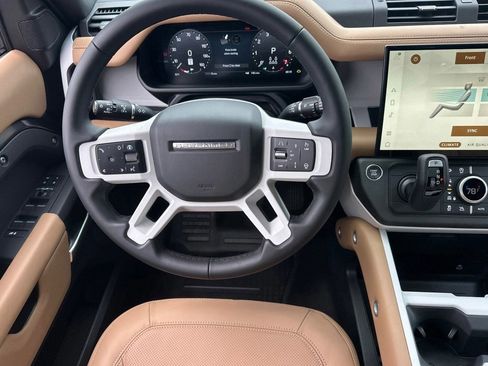 New 2026 Land Rover Defender 130 X-Dynamic SE AWD/4WD image 14