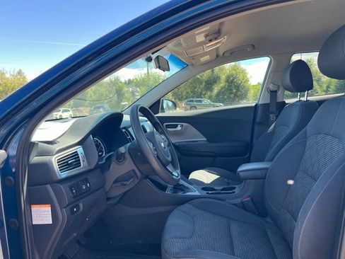 Used 2019 Kia Niro LX FWD image 27