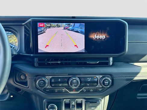 Used 2024 Jeep Wrangler Sahara w/ Technology Group image 13