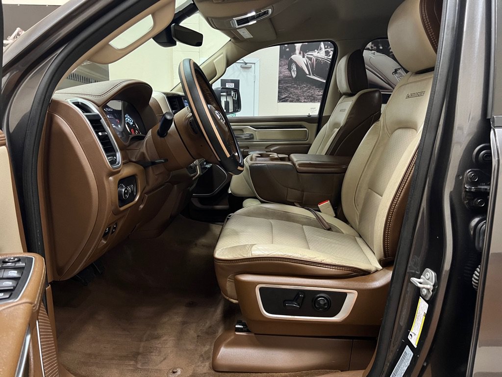 Used 2020 RAM 1500 Laramie AWD/4WD image 17
