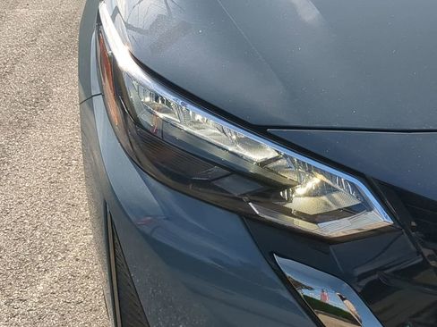 New 2025 Nissan Sentra SR w/ SR Premium Package image 10