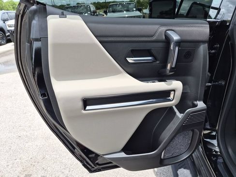New 2026 GMC Hummer EV 4x4 Crew Cab image 34