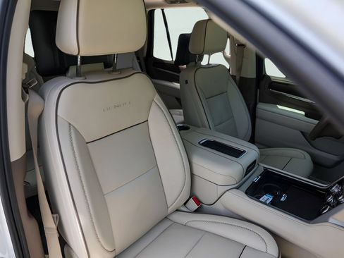 Used 2023 GMC Yukon Denali w/ Denali Reserve Package AWD/4WD image 34