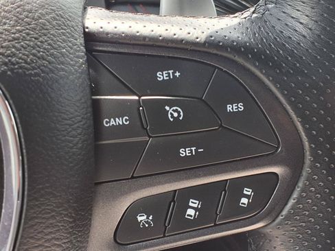 Used 2024 Dodge Durango GT AWD/4WD image 11