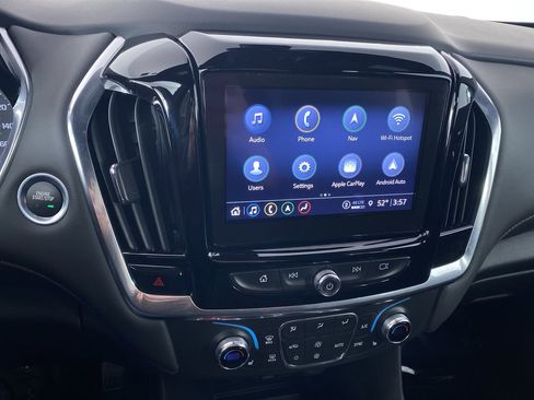 Certified 2023 Chevrolet Traverse RS image 5