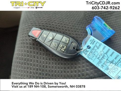 Used 2012 Dodge Grand Caravan SXT image 33