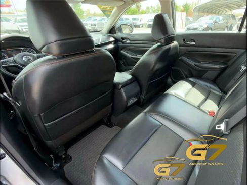 Used 2019 Nissan Altima 2.5 SR FWD image 10