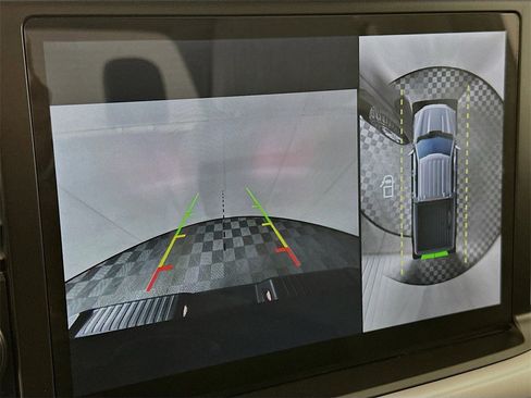 Used 2023 Ford F150 XLT w/ Equipment Group 302A High image 16