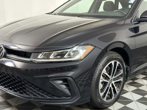 Used 2025 Volkswagen Jetta Sport FWD image 19