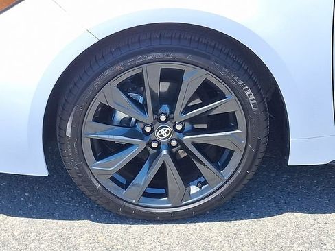Used 2025 Toyota Corolla SE FWD image 29