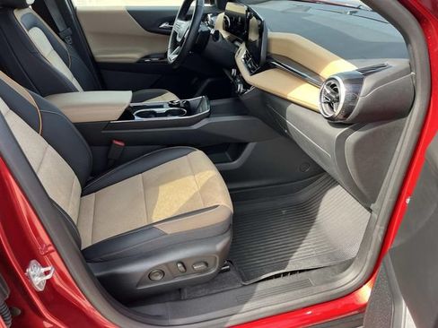 Certified 2025 Chevrolet Equinox ACTIV w/ Convenience Package III AWD/4WD image 23