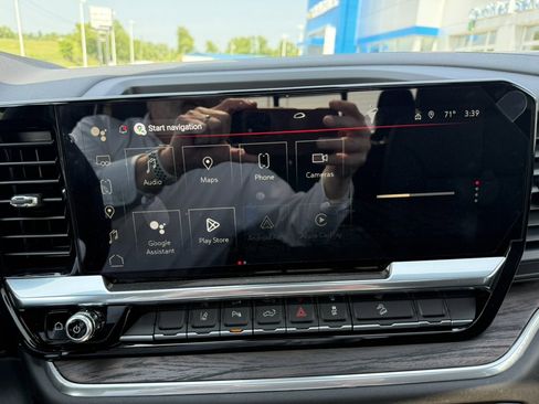 New 2025 GMC Sierra 2500 SLT w/ SLT Premium Package image 21