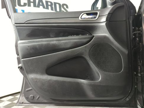 Used 2021 Jeep Grand Cherokee Laredo X RWD image 8