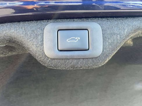 Used 2025 Lexus ES 350 w/ Premium Package FWD image 10
