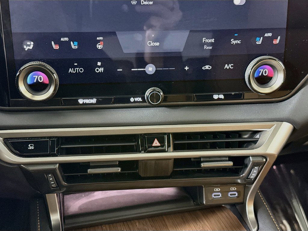Used 2025 Lexus RX 350 Premium Plus w/ Accessory Package (Z1) FWD image 16