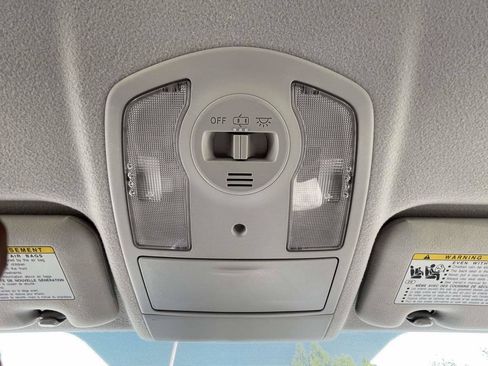 Used 2014 Toyota Prius Two FWD image 37