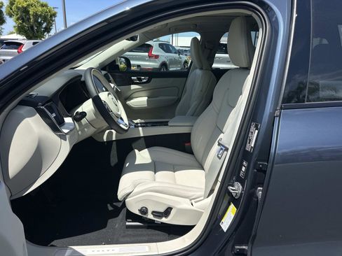 New 2026 Volvo XC60 T8 Ultra w/ Protection Package Premier AWD/4WD image 13