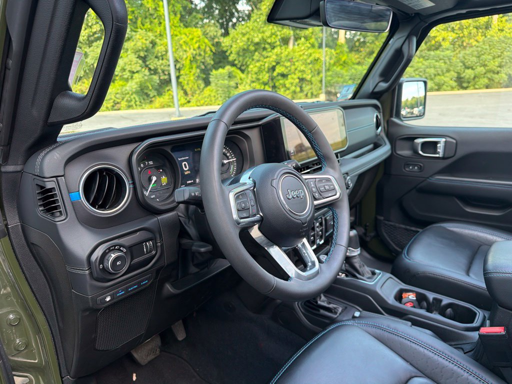 Used 2024 Jeep Wrangler High Altitude AWD/4WD image 51