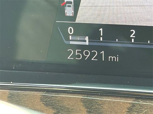 Used 2024 Cadillac Escalade Sport Platinum w/ LPO, ONYX Package image 29