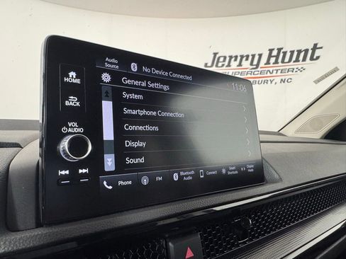 Used 2025 Honda CR-V EX-L image 18