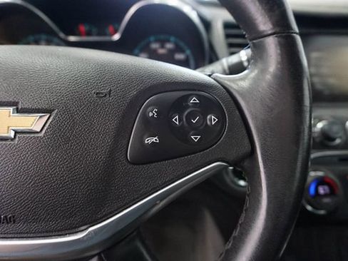 Used 2017 Chevrolet Impala LT w/ Leather Package image 19