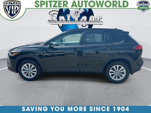 Used 2022 Toyota Corolla Cross LE w/ Black Badges Package (TMS) AWD/4WD image 6