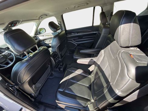 Used 2021 Jeep Grand Cherokee L Limited image 14