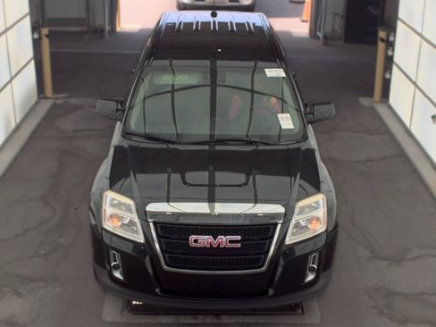Used 2015 GMC Terrain SLE FWD image 2