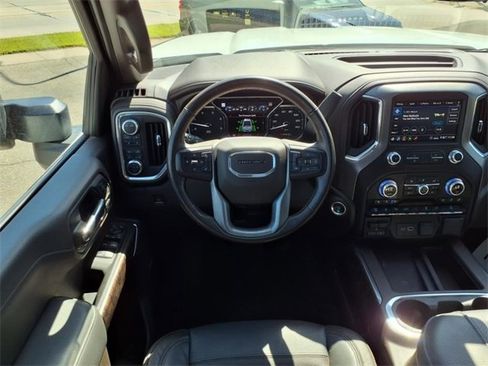 Used 2020 GMC Sierra 3500 Denali w/ Denali Ultimate Package image 14