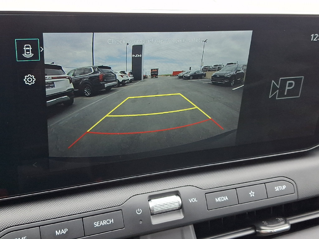 Used 2025 Kia K4 FWD image 17