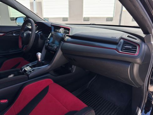 Used 2021 Honda Civic Type R image 24