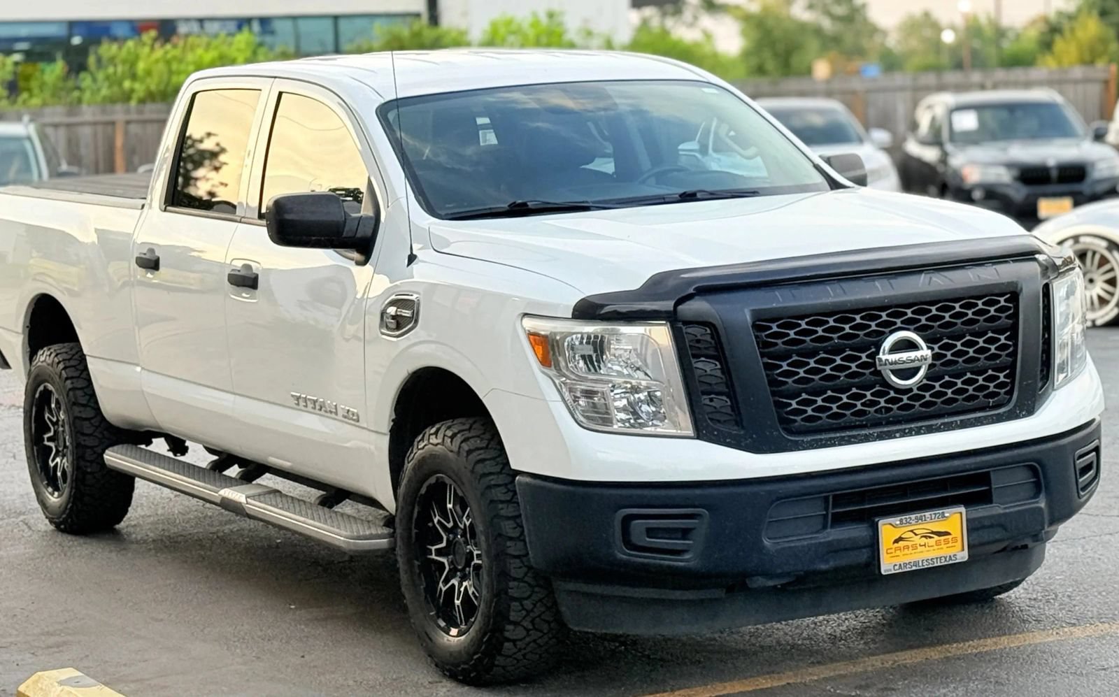 Used 2017 Nissan Titan S AWD/4WD image 1