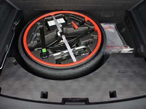 Used 2021 Porsche Cayenne image 86