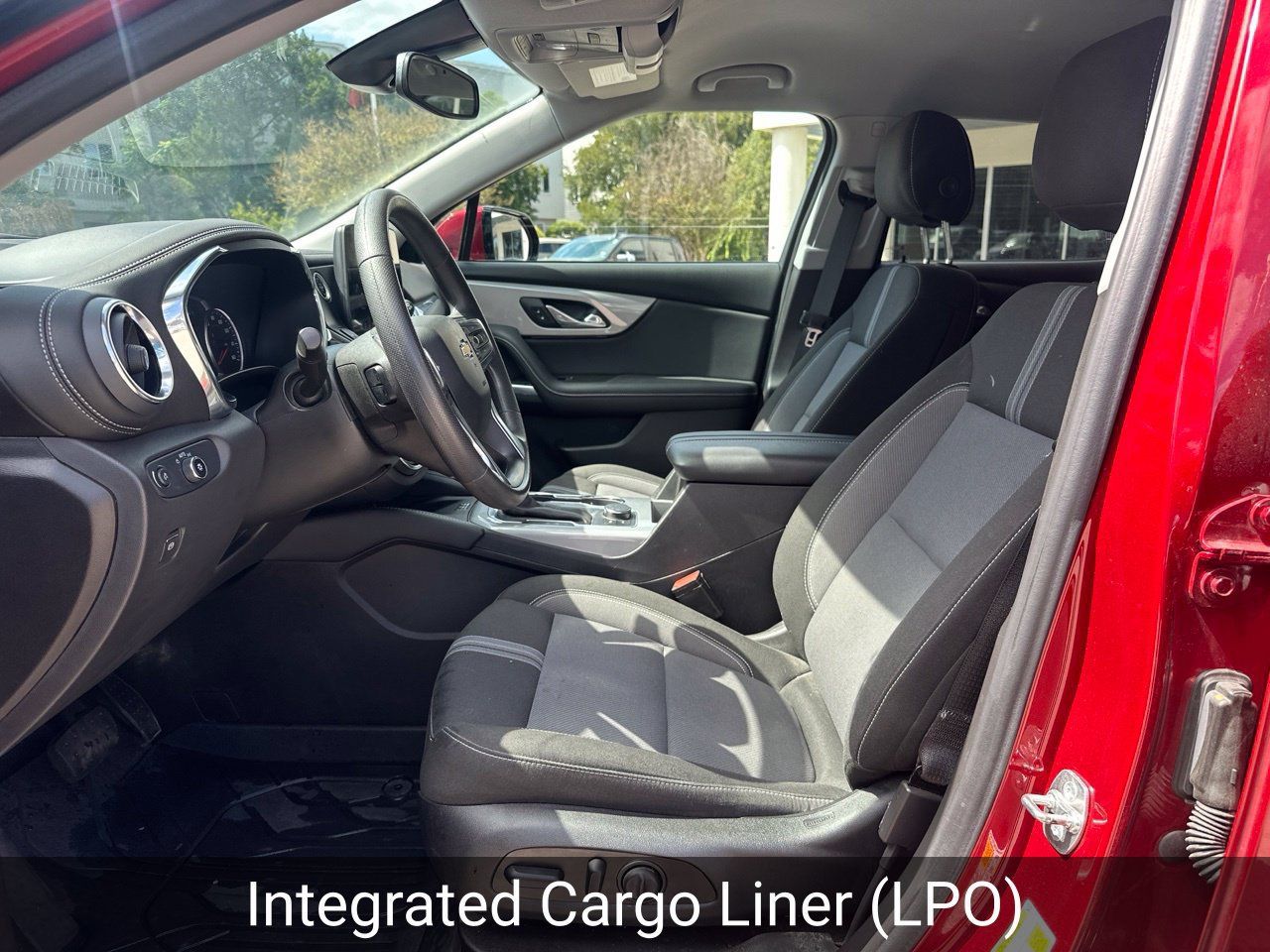 Certified 2024 Chevrolet Blazer LT w/ Convenience Package FWD image 9