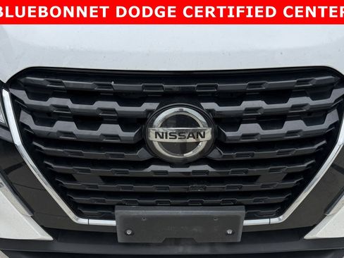 Used 2021 Nissan Kicks S FWD image 10