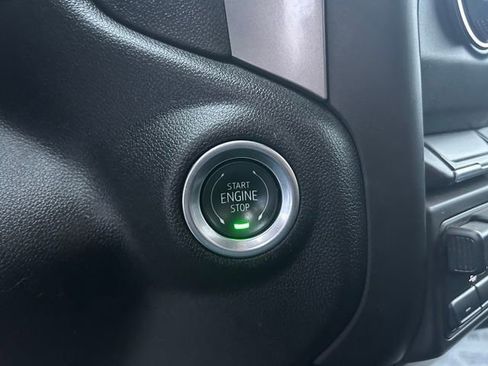 Used 2025 Chevrolet Silverado 2500 W/T w/ WT Convenience Package image 19