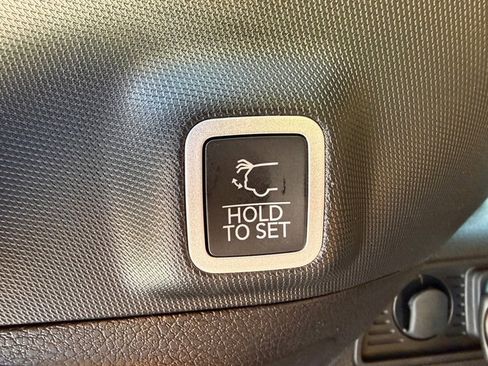 New 2025 Jeep Grand Cherokee Summit image 20