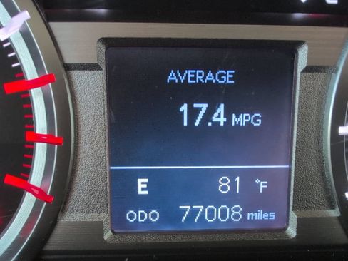 Used 2018 Toyota 4Runner Limited AWD/4WD image 17