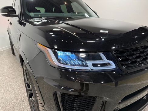 Used 2022 Land Rover Range Rover Sport SVR image 3