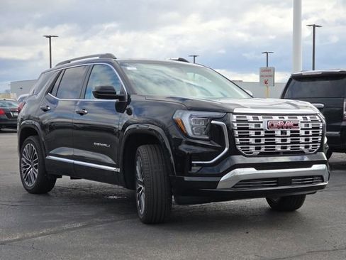 New 2026 GMC Terrain Denali w/ LPO, Floor Liner Package image 19