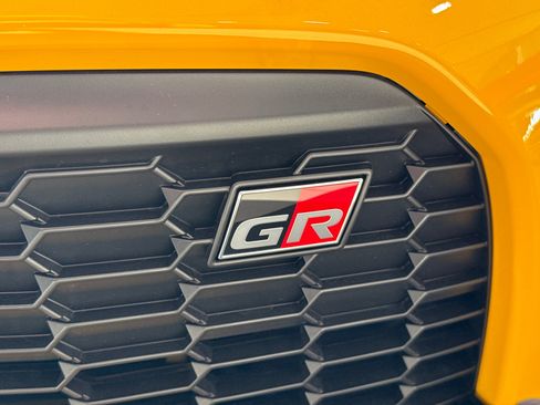 New 2026 Toyota GR86 YUZU Limited image 4