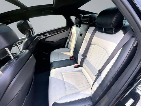 Used 2018 Genesis G80 3.3T Sport RWD image 25
