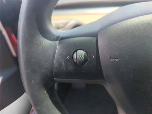 Used 2018 Tesla Model 3 Long Range RWD image 12