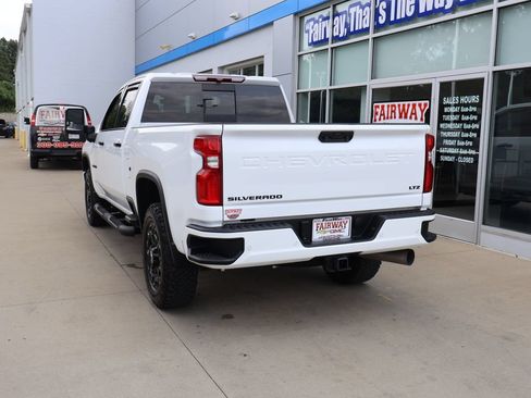Certified 2022 Chevrolet Silverado 2500 LTZ w/ LTZ Plus Package AWD/4WD image 8