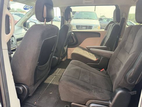 Used 2013 Dodge Grand Caravan SXT FWD image 7