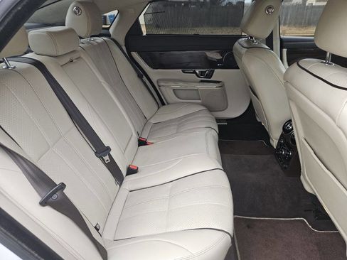 Used 2014 Jaguar XJ L Portfolio image 16