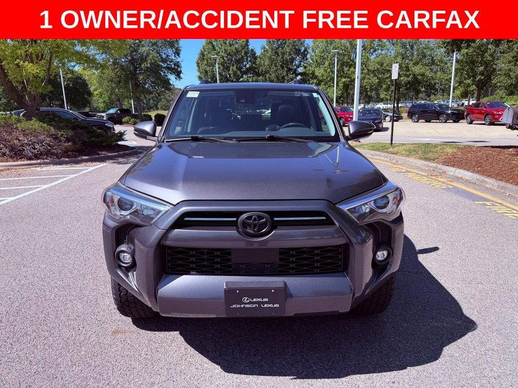 Used 2021 Toyota 4Runner SR5 Premium w/ Moonroof Package RWD image 2