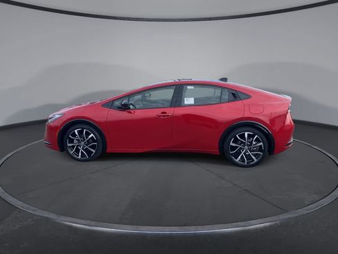 New 2026 Toyota Prius Plug-In Hybrid FWD image 5