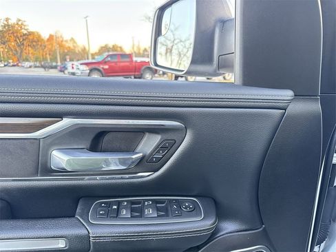 Used 2022 RAM 1500 Laramie image 12